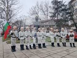 Плевен - Христо Ботев - почит