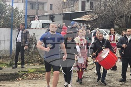 Петрич - ритуал по хвърляне на Богоявленския кръст