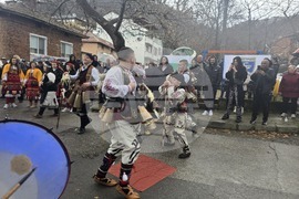 Петрич - ритуал по хвърляне на Богоявленския кръст