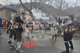 Петрич - ритуал по хвърляне на Богоявленския кръст