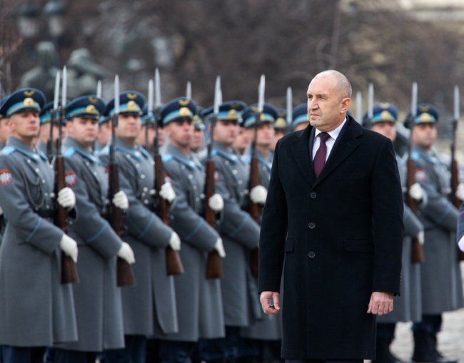 Румен Радев: Управляващите положиха неистови усилия да ограничат международните прояви на президентската институция, но днес не смеят да формулират и заявят външната ни политика