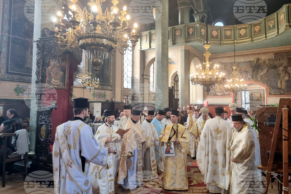 Стара Загора - утреня и Св. Златоустова литургия