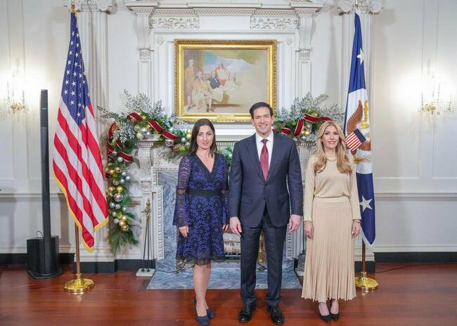 Временно управляващият Посолството на България във Вашингтон присъства на празничен прием в Държавния департамент