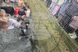 Петрич - ритуал по хвърляне на Богоявленския кръст