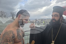 Петрич - ритуал по хвърляне на Богоявленския кръст