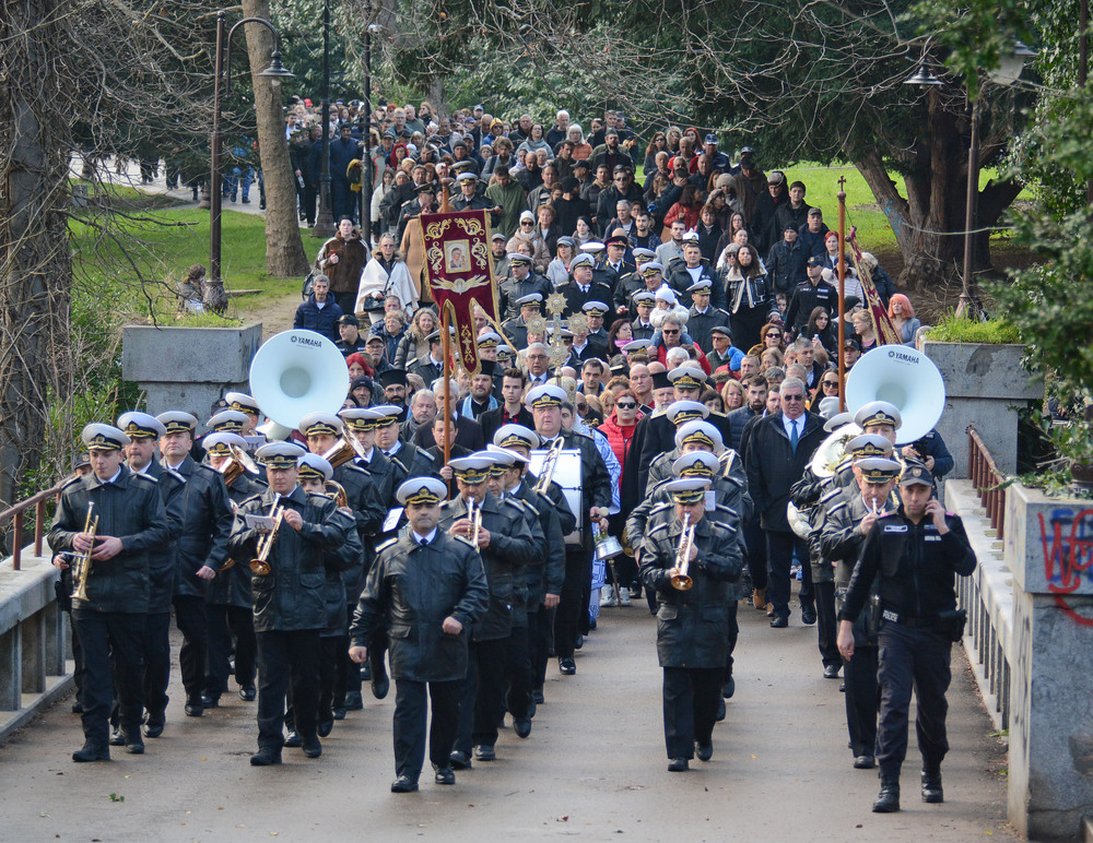 Община Варна: Варна отбеляза Свето Богоявление с тържествена литургия, водосвет и благославяне на бойните знамена