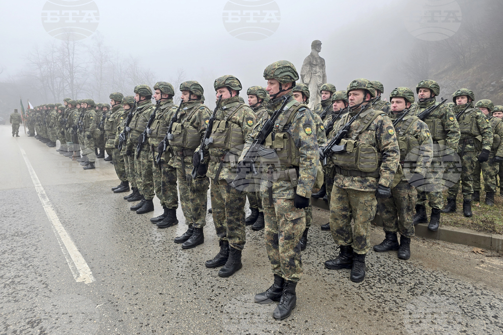 Враца - Йордановден - бойни знамена - освещаване