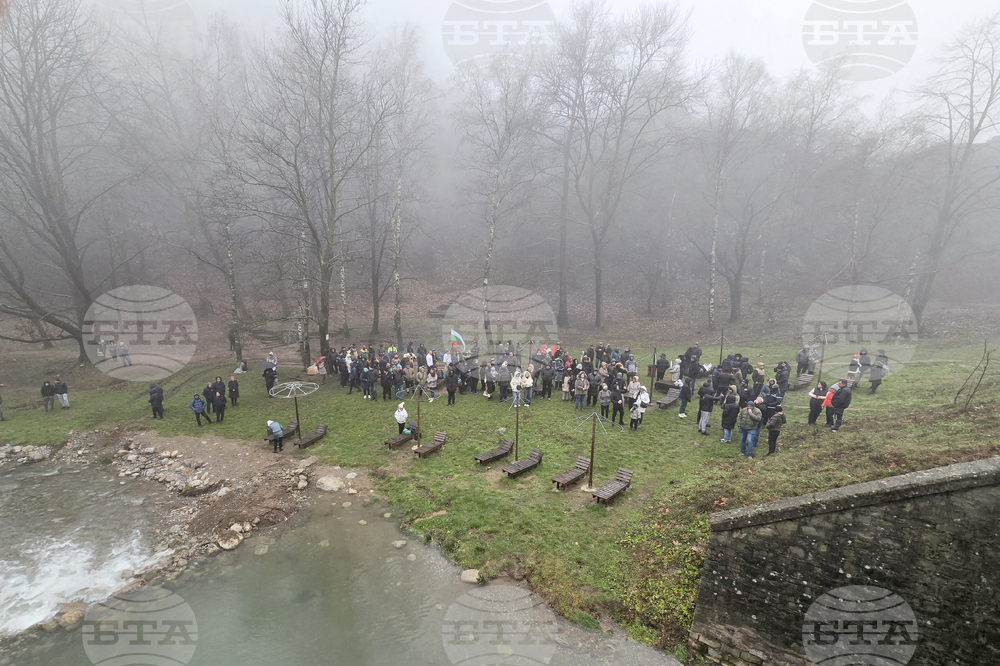 Враца - Йордановден - бойни знамена - освещаване
