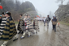 Враца - Йордановден - бойни знамена - освещаване