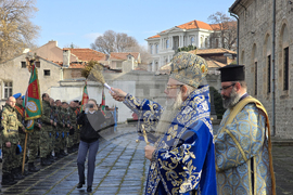 Пловдив - Велик Богоявленски водосвет - изваждане на кръст