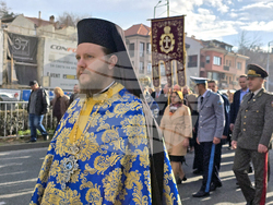 Пловдив - Велик Богоявленски водосвет - изваждане на кръст
