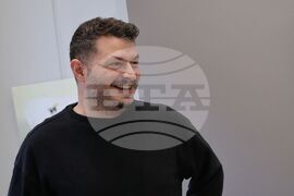 Бургас - Стоян Илев - изложба живопис