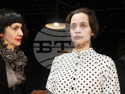 На 10 януари е премиерата на „Новата танцувална зала“ в „Театър 199“, снимка – „Театър 199“/ Симон Варсано