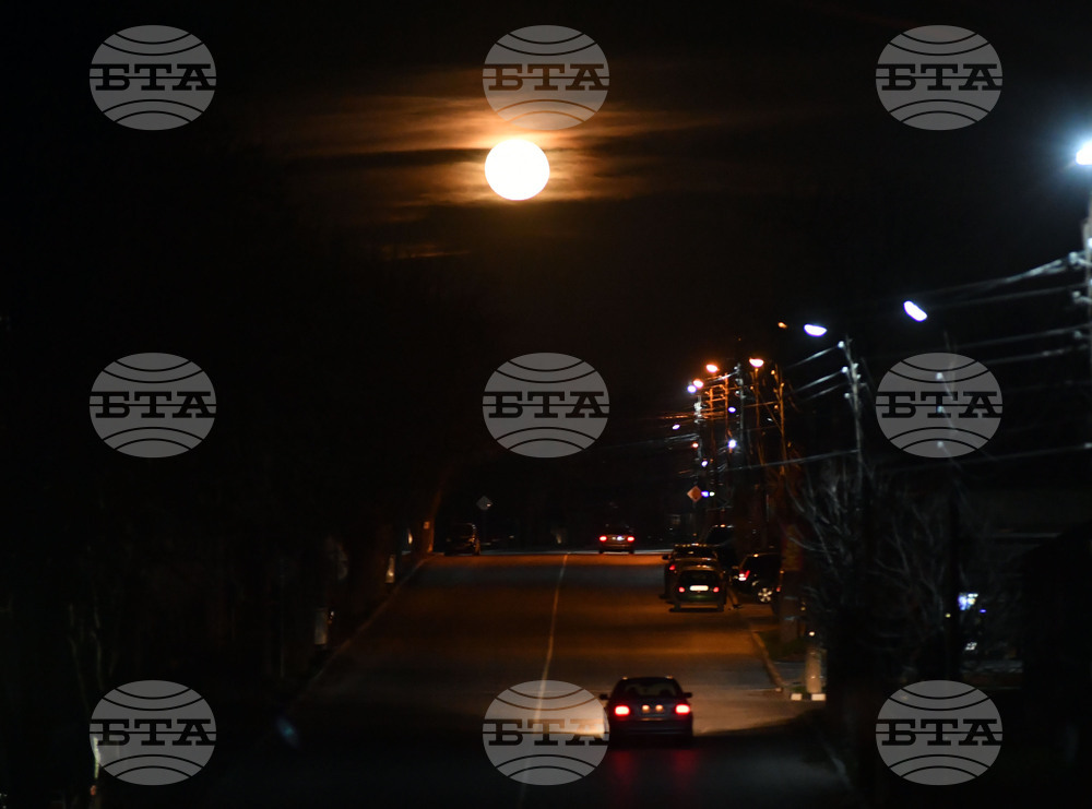 Исперих - пълнолуние