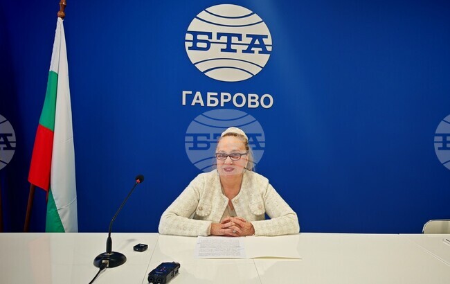 Еврото често се определя като последната голяма стъпка от нашата евроинтеграция, каза заместник областният управител на Габрово Даниела Маринова