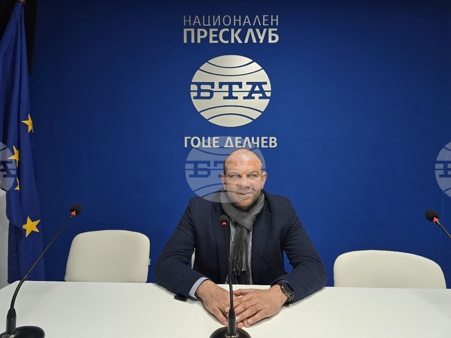 Въвеждането на еврото протича спокойно, основното предизвикателство остава неприетият държавен бюджет, каза зам.-кметът на Гоце Делчев Богдан Боцев