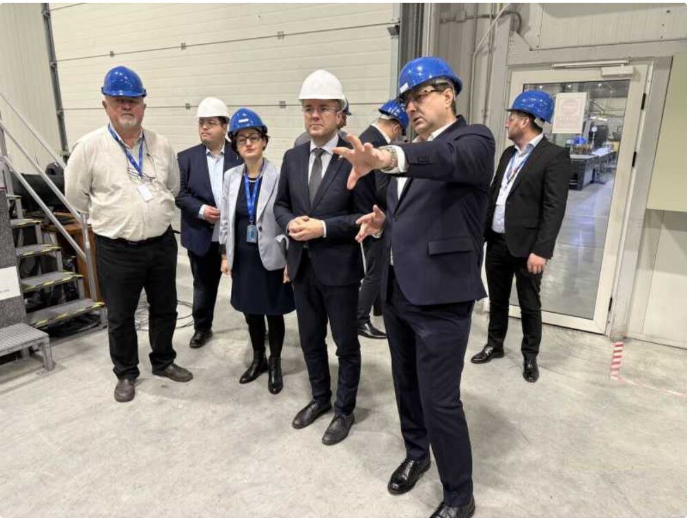 Аджерпрес: Румъния може да се гордее с висококачествени продукти за аерокосмическата индустрия по света, каза министърът на икономиката Иринеу Даръу