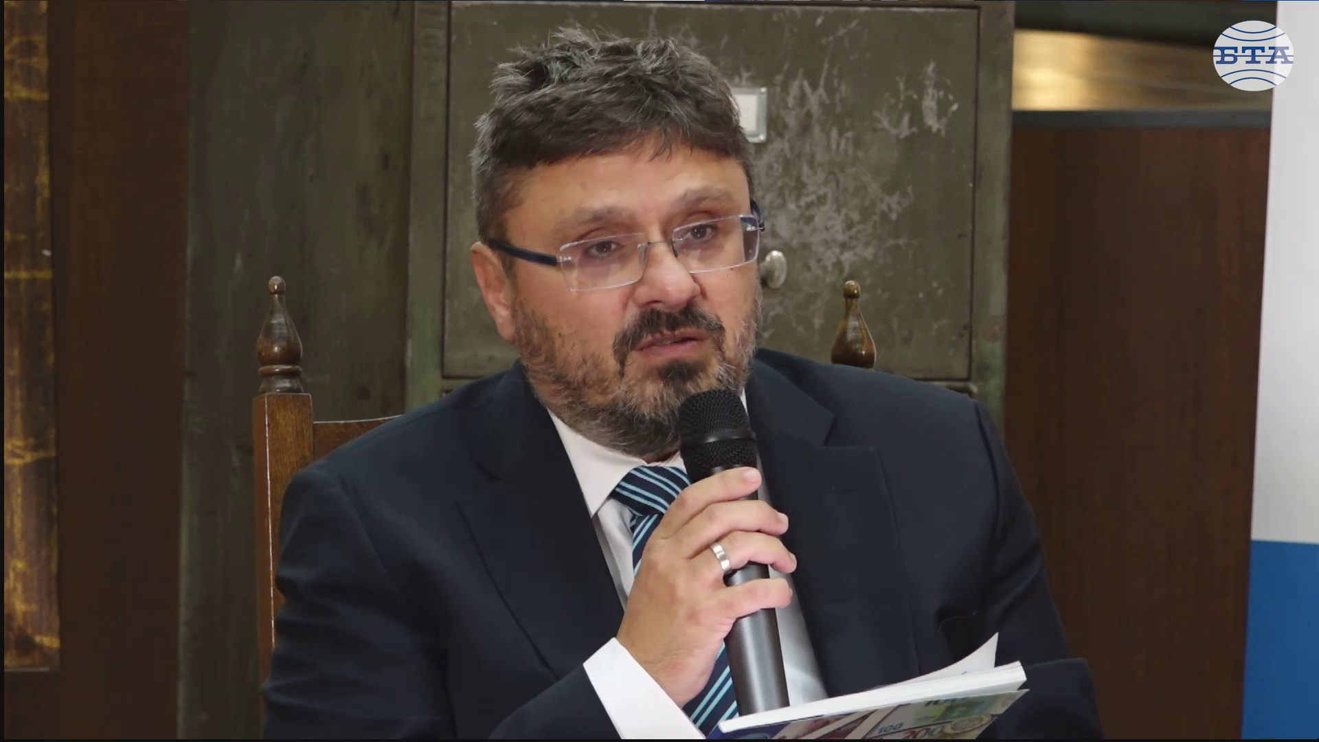 Честен разказ за парите по българските земи съдържа новият брой на ЛИК, каза генералният директор на БТА Кирил Вълчев