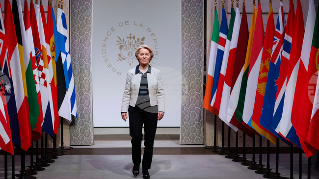 ЕС и Великобритания се ангажират да подкрепят суверенитета на Дания и Гренландия, заяви Фон дер Лайен