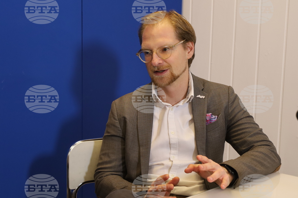 Национален пресклуб на БТА Букурещ - списание ЛИК - „Българските пари“ - представяне