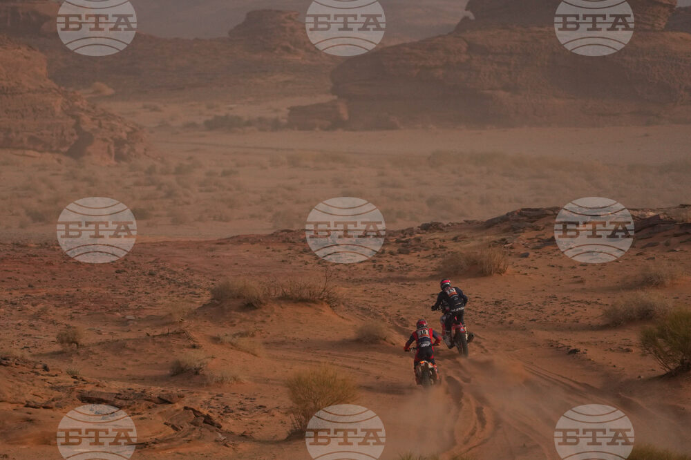 APTOPIX Saudi Arabia Dakar Rally