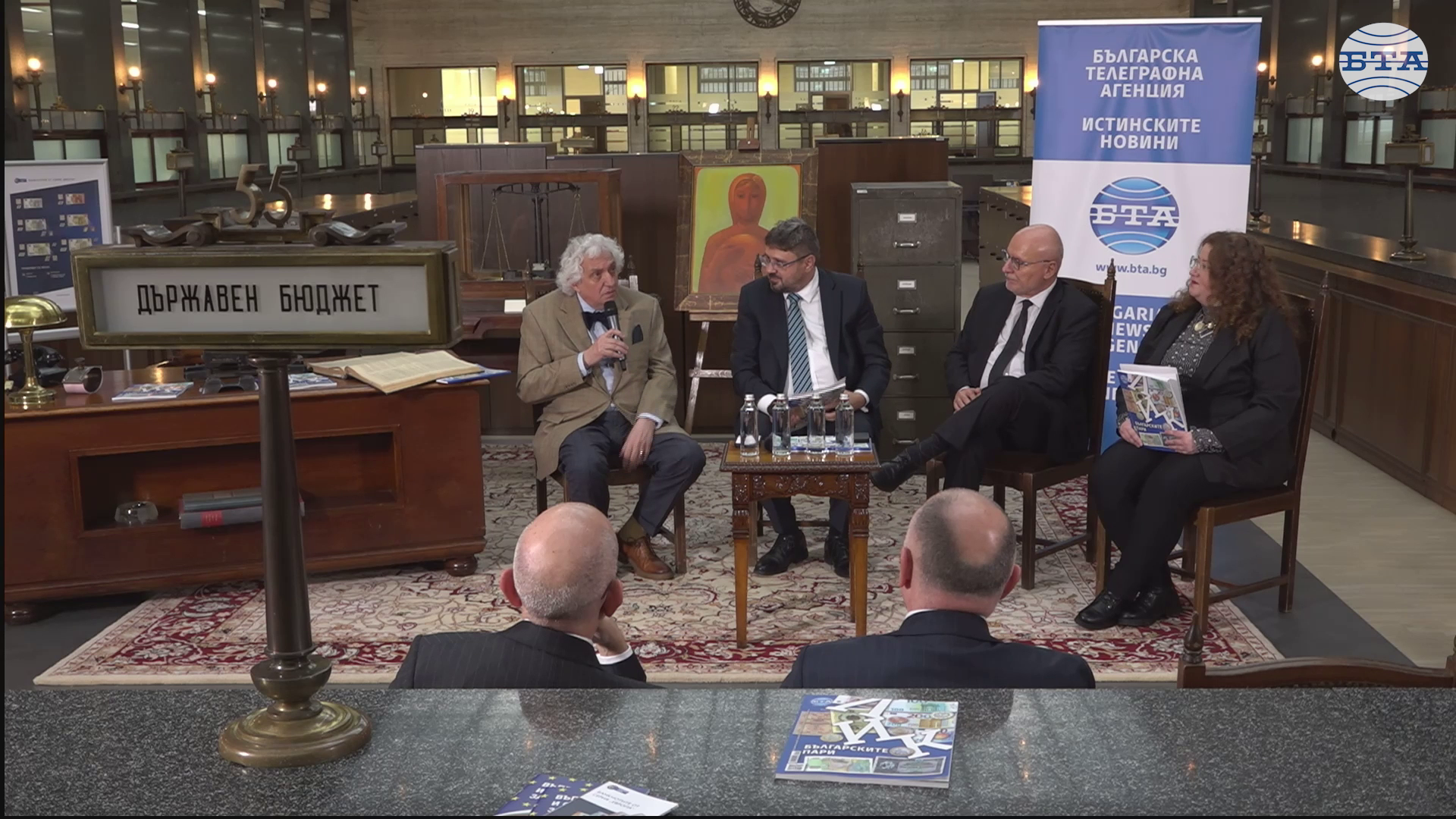 Влизането в еврозоната е историческо събитие и с новия брой на ЛИК сме част от него, каза главният редактор на изданието доц. Георги Лозанов