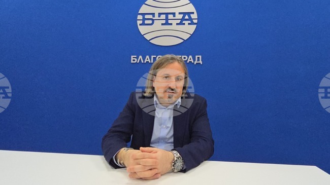 Моментът на влизането на България в еврозоната е исторически, според доц. Владимир Ценков