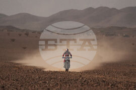 CORRECTION Saudi Arabia Dakar Rally