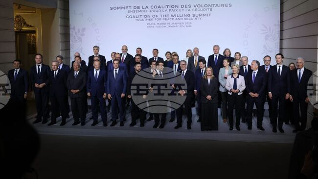 България ще се включи във всички сфери, в които има капацитет да допринесе за общоевропейската сигурност, каза в Париж Росен Желязков