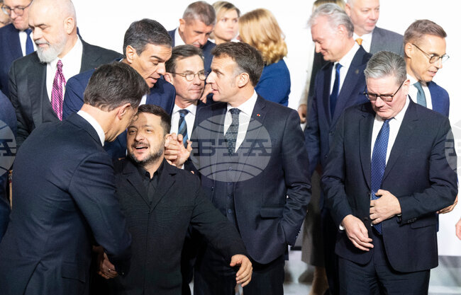 Украйна е съгласувала с Европа и САЩ план от няколко фази за спазване на евентуално бъдещо примирие с Русия, пише в. "Файненшъл таймс"