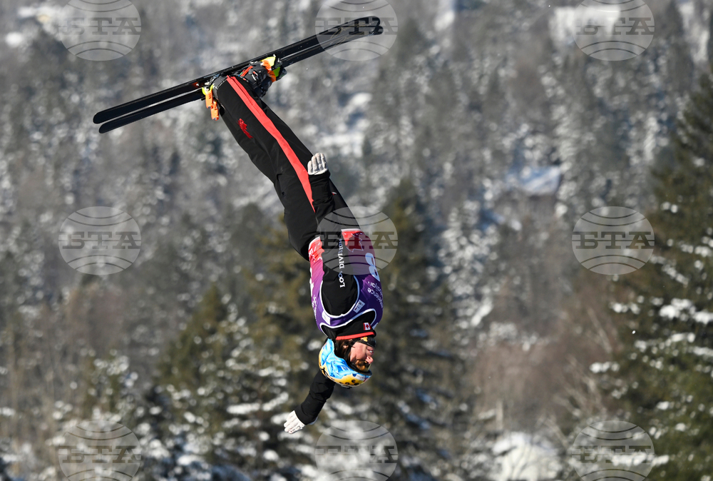 FIS Aerials World Cup Canada Skiing