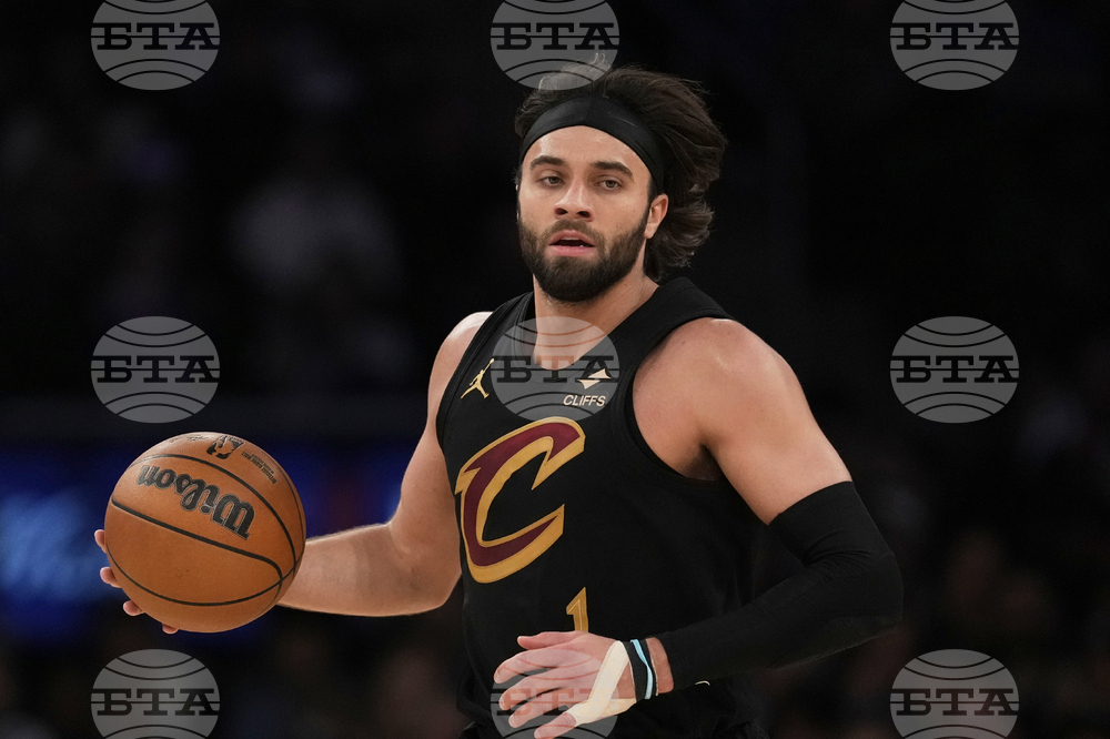 Cavaliers Strus Basketball