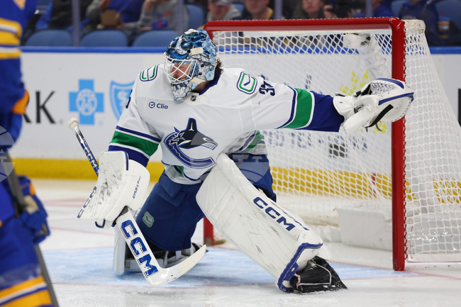 Canucks Sabres Hockey