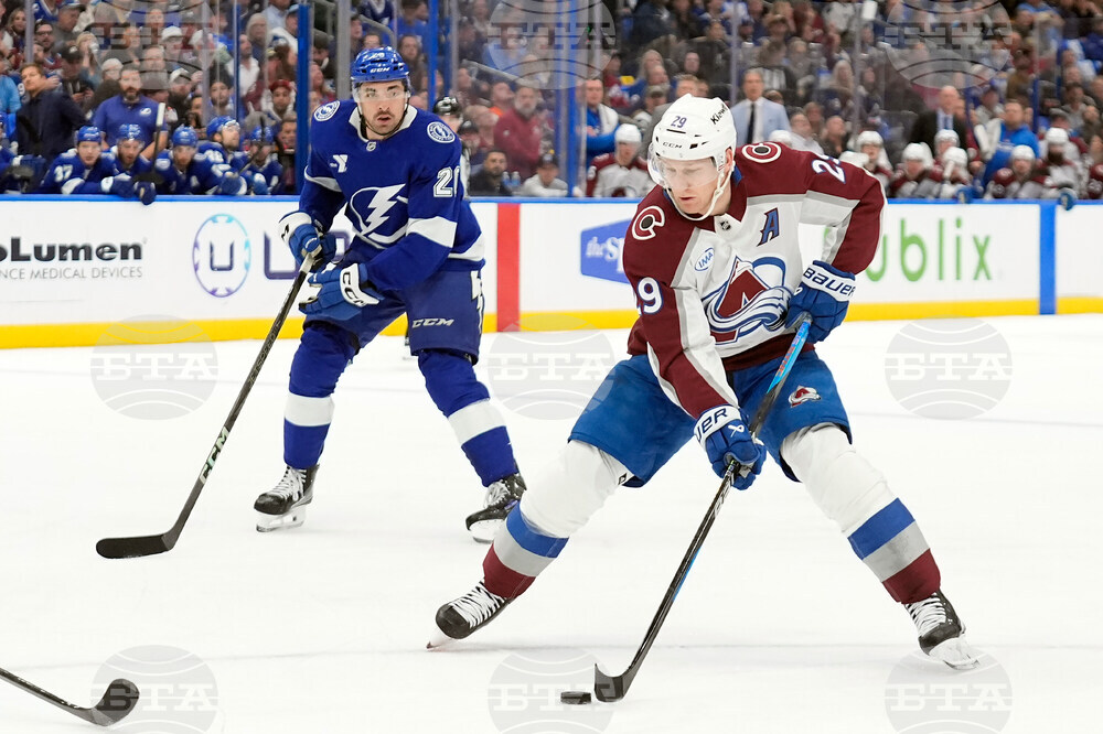 Avalanche Lightning Hockey