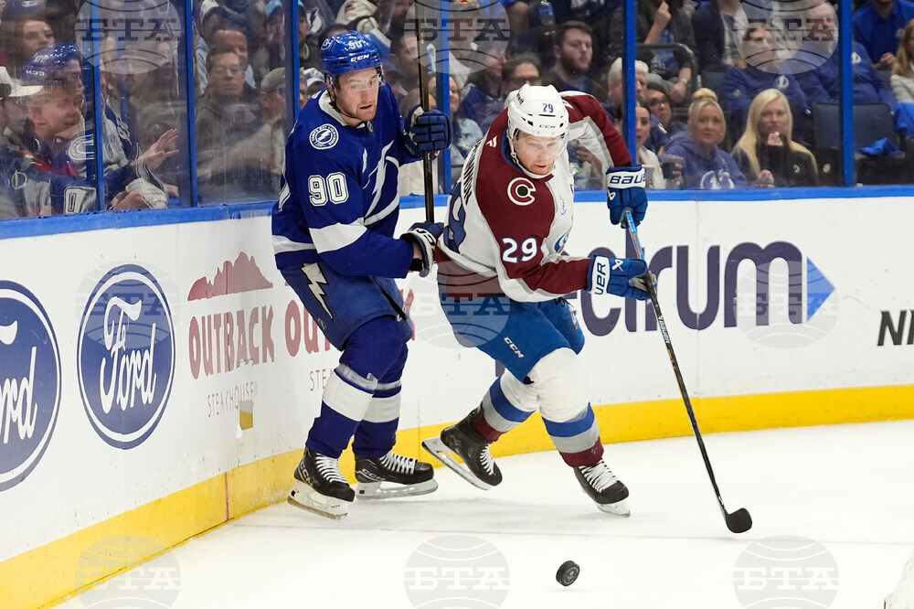 Avalanche Lightning Hockey