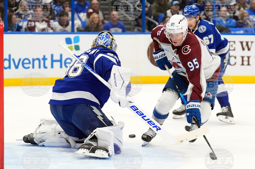 Avalanche Lightning Hockey