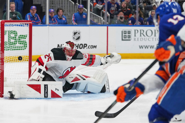 Devils Islanders Hockey