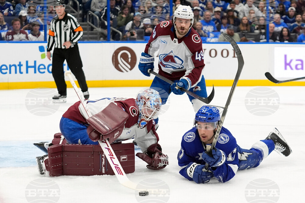 Avalanche Lightning Hockey