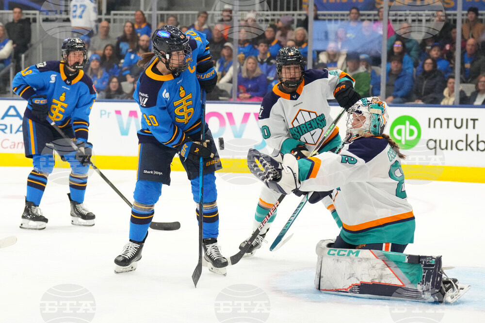 PWHL Toronto New York Hockey