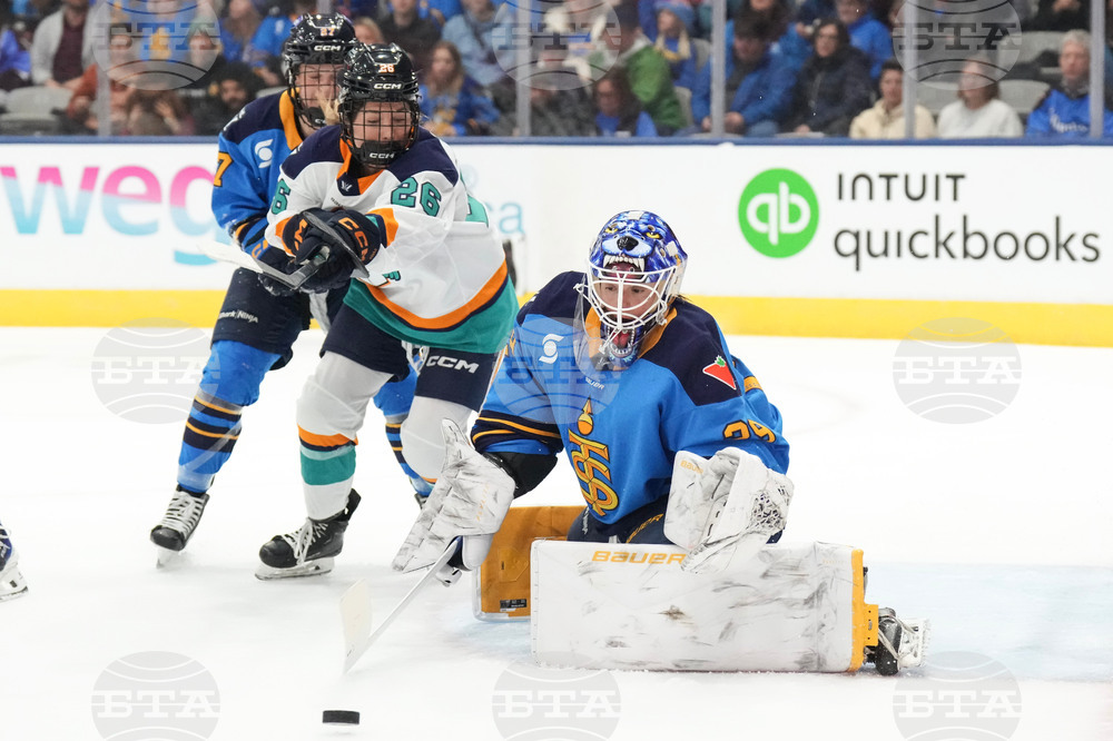 PWHL Toronto New York Hockey