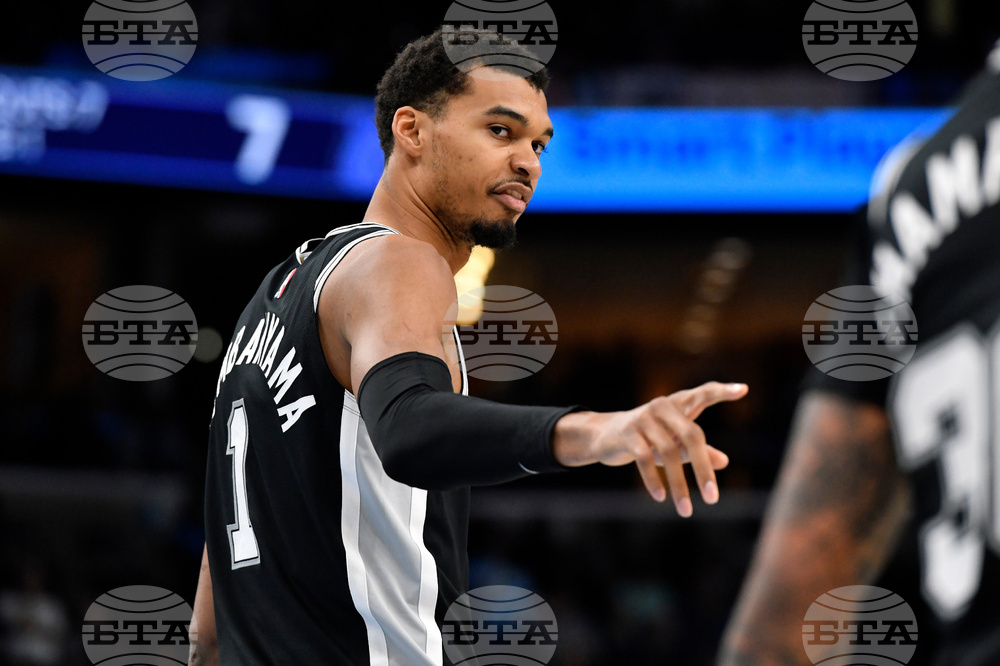 Spurs Grizzlies Basketball