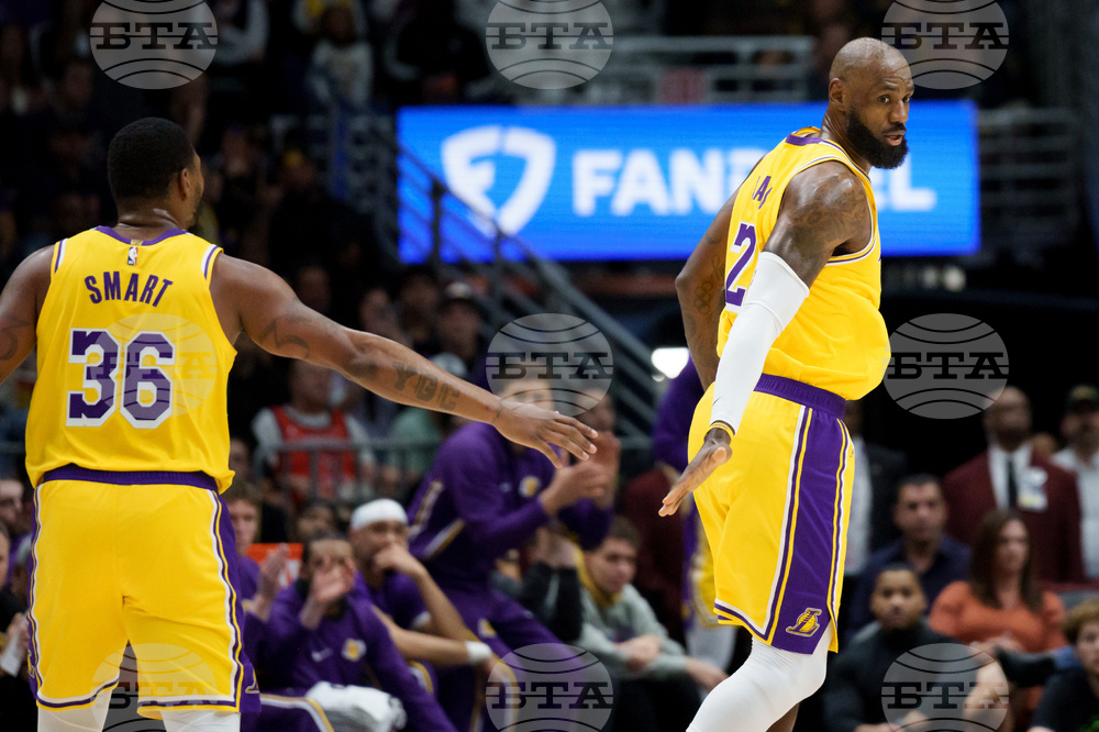 Lakers Pelicans Basketball