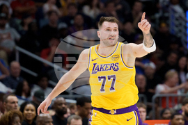 Lakers Pelicans Basketball