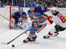Devils Islanders Hockey