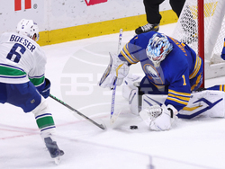 Canucks Sabres Hockey