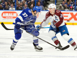 Avalanche Lightning Hockey