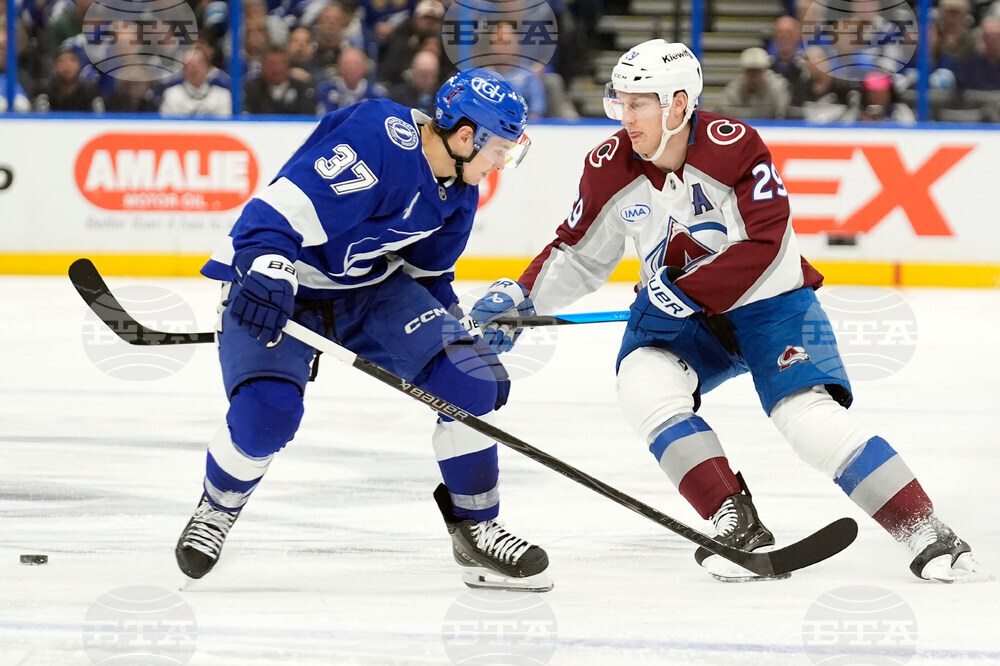 Avalanche Lightning Hockey