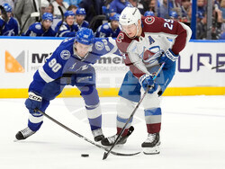 Avalanche Lightning Hockey