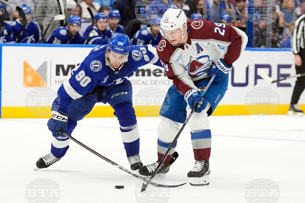 Avalanche Lightning Hockey