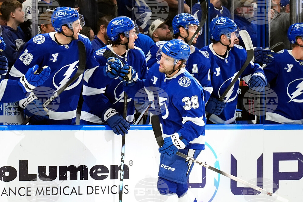 Avalanche Lightning Hockey